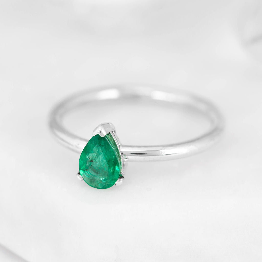 White Gold with Pear Emerald Nestle Ring