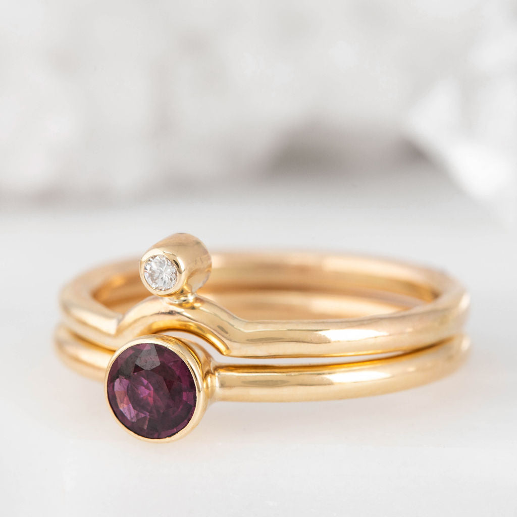 Gold with Diamond Nestling Wedding Ring