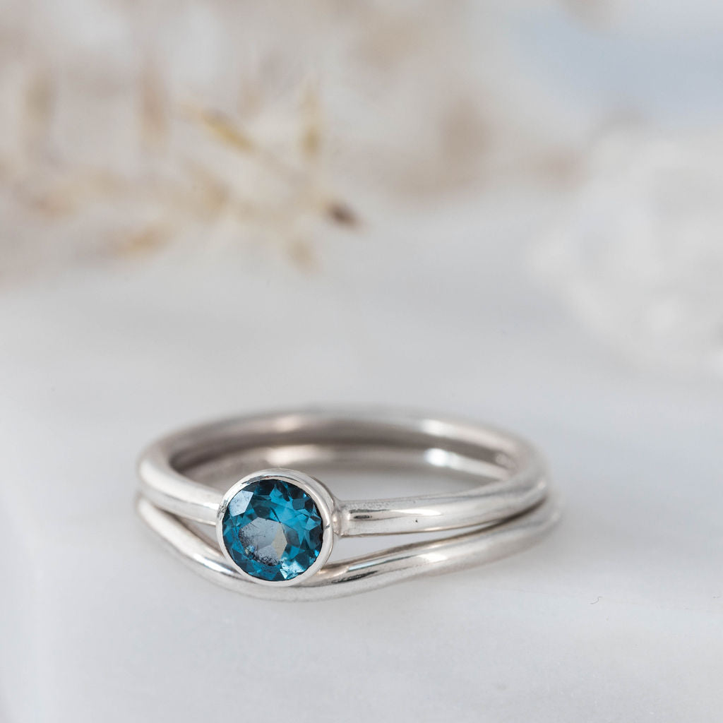 Silver Curve Wedding Band