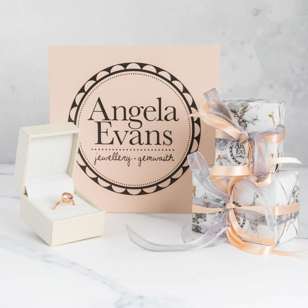 Medium Seed Earrings