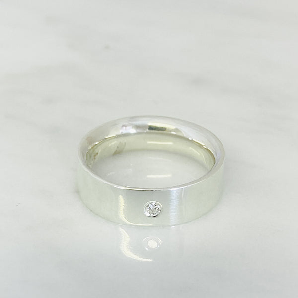 Platinum and Diamond Classic Wedding Ring